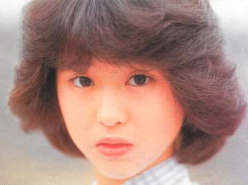 芽瑠璃堂 ＞ 松田聖子 1980年から1988年までのシングルAB面50曲を収録