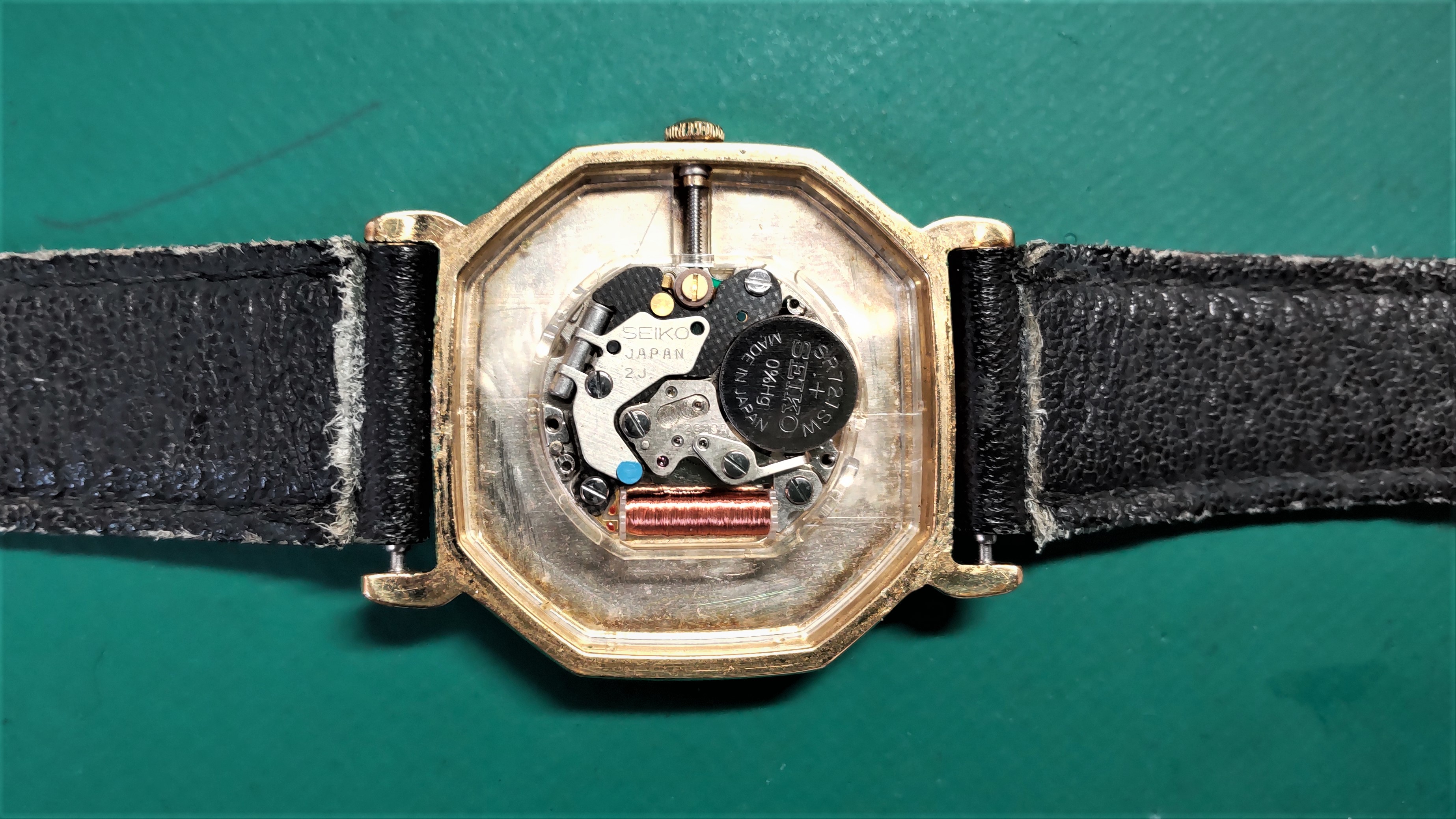 アンティークな SEIKO セイコー 2628-5040の電池交換