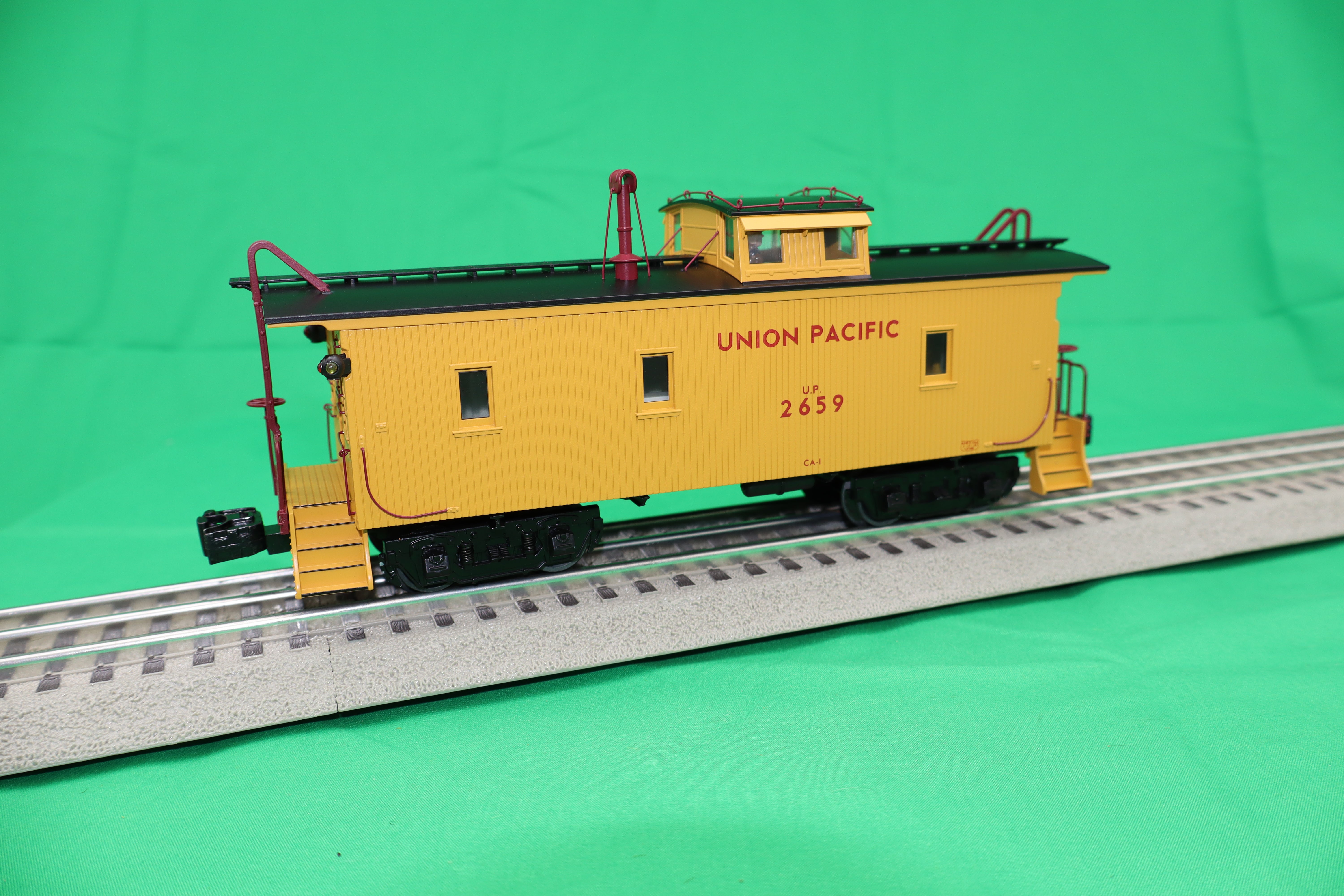 Lionel 2426400 - CA-1 Caboose 