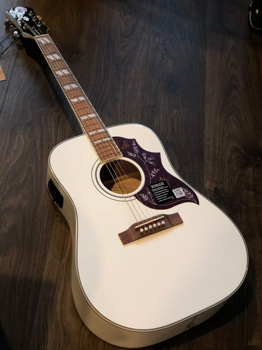Epiphone Hummingbird Pro - Alpine White – nafiriguitar.com