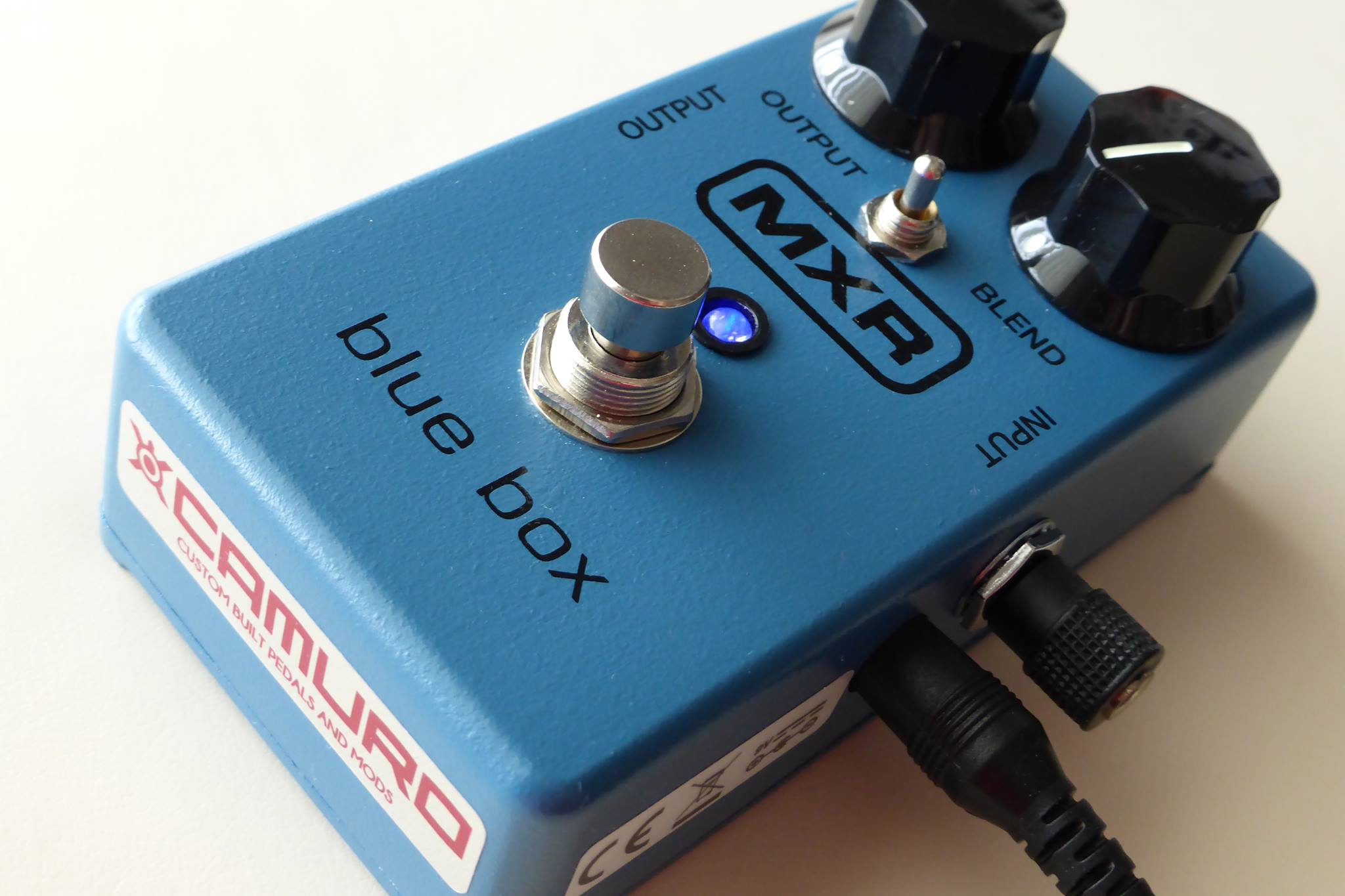 MXR Blue Box C11 Mod & トゥルーバイパス化 | エフェクター工房