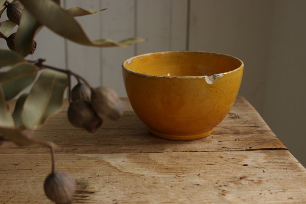 蜂蜜色ヴァロリス陶器のカフェオレボウル（直径17cm） フランス