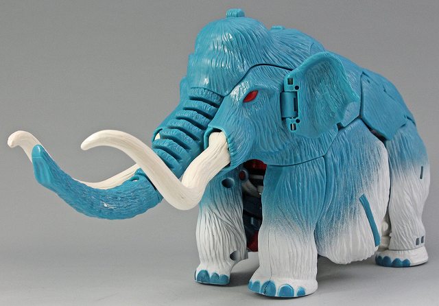 SS2013-06_ULTRAMAMMOTH_01.jpg
