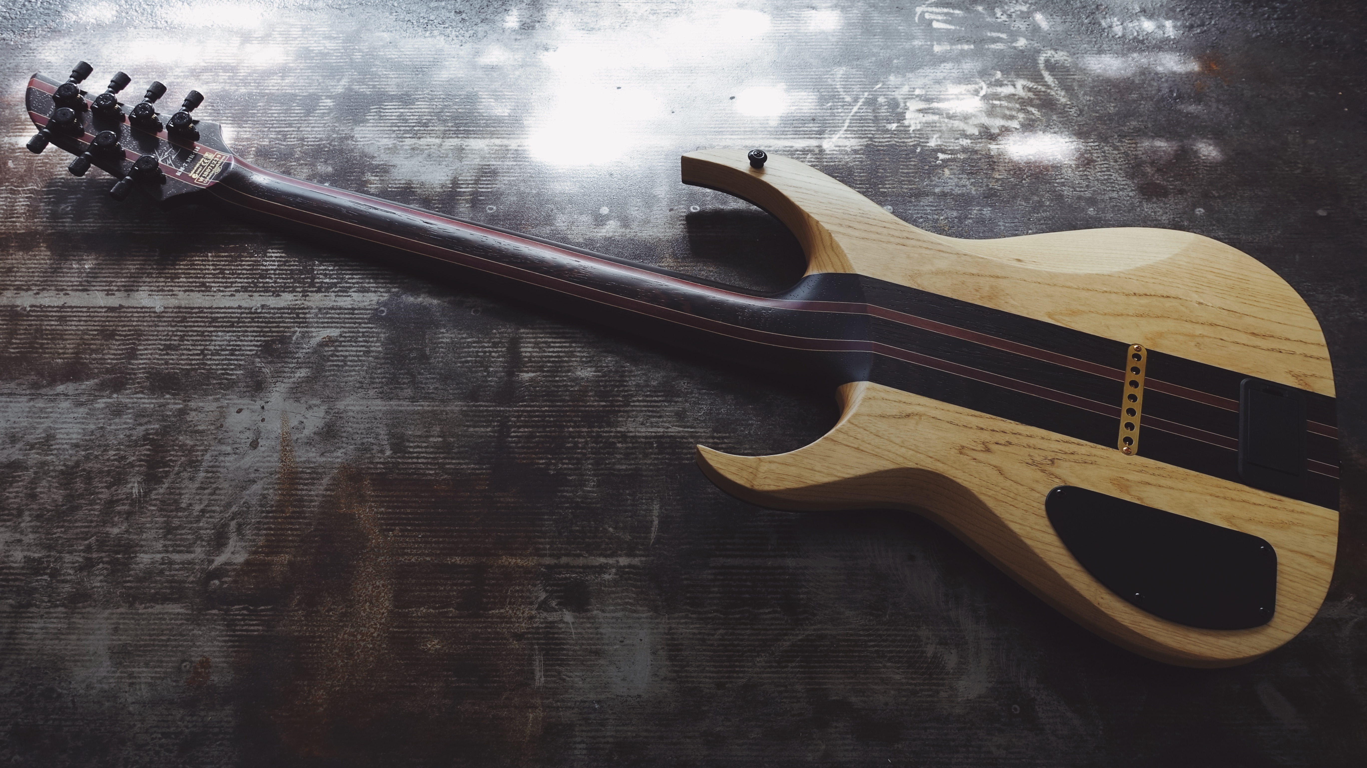 Review: Schecter KM-7 MK-III Artist - Extended Range Guitar Nerds