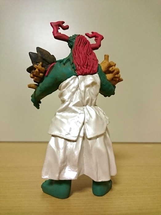 狂気のフィギュア「HG原色ウルトラ怪獣大百科その4 怪獣美少女