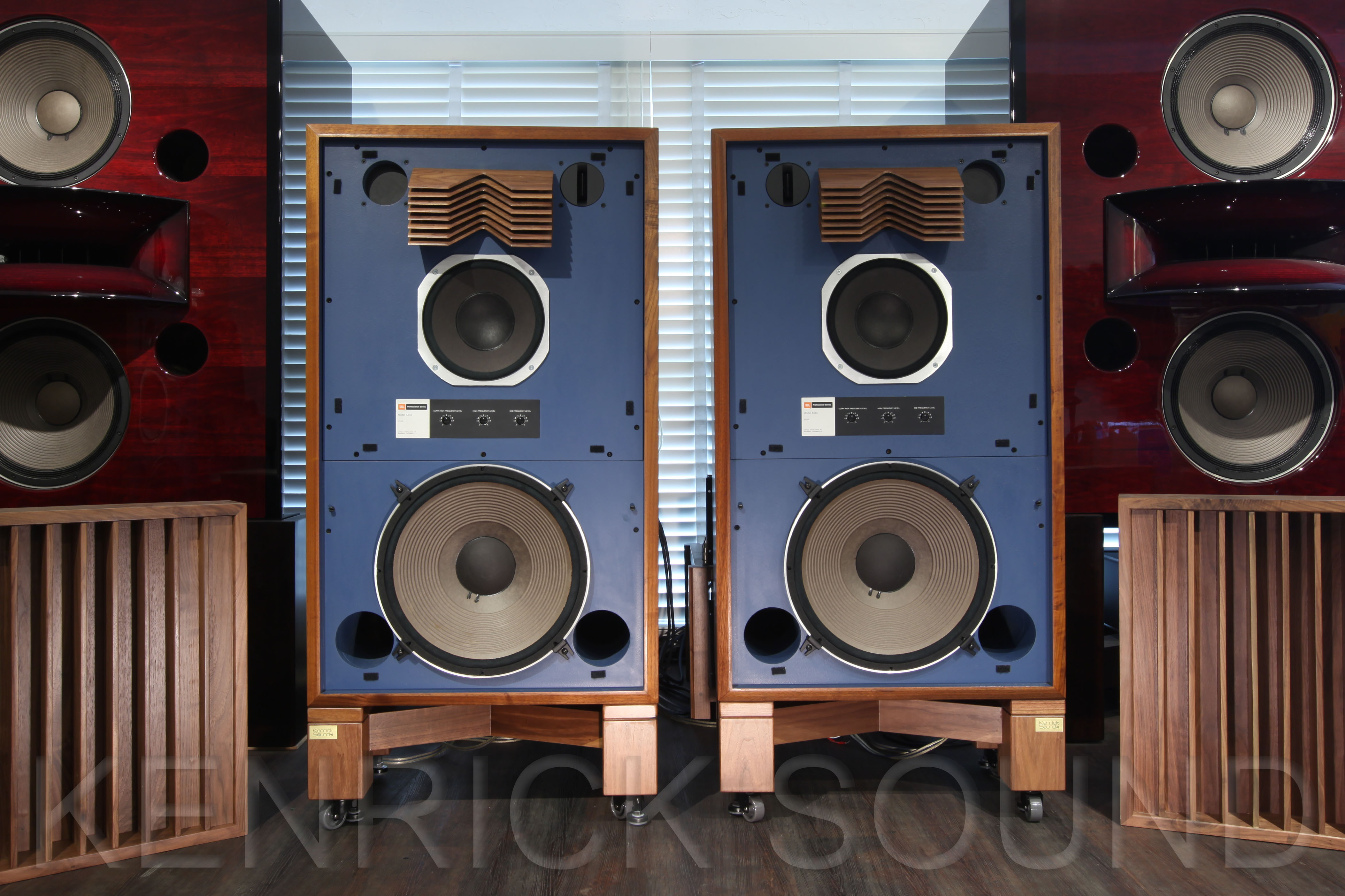 4343awx-30-1l.jpg
