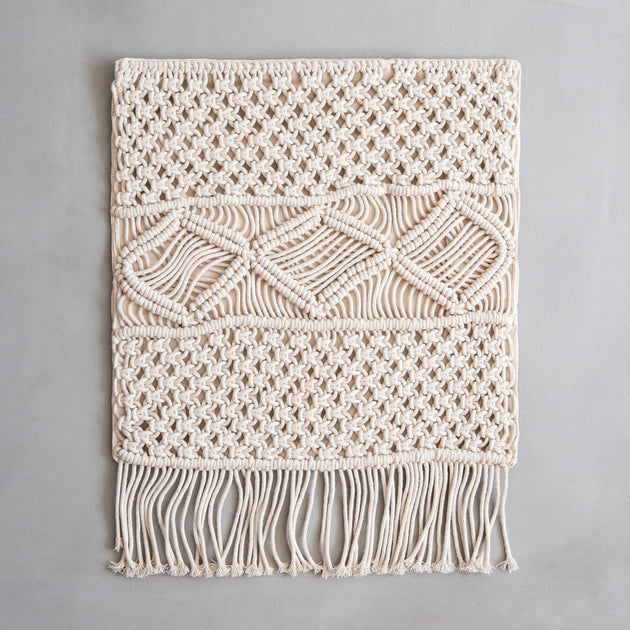 HandMadeMacrameCushion_Crossha