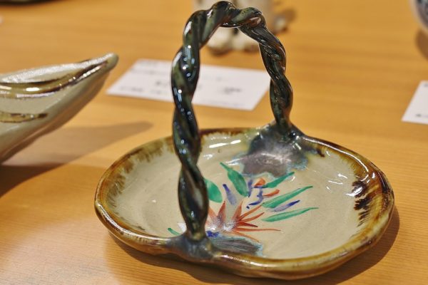 力強くあり続ける独特な壺屋焼 | Japan Traditional Crafts Aoyama Square