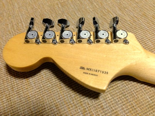 フェンダーメキシコ70'sストラトにマグナムロックを装着する – guitars