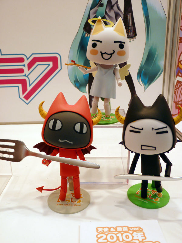 Toro which made Hatsune Miku's cosplay, etc. Variety rich