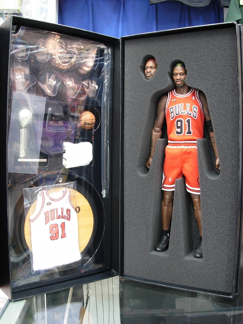 ロッドマンのパスを受け止めろ！エンターベイ『1/6 フィギュア/ NBA