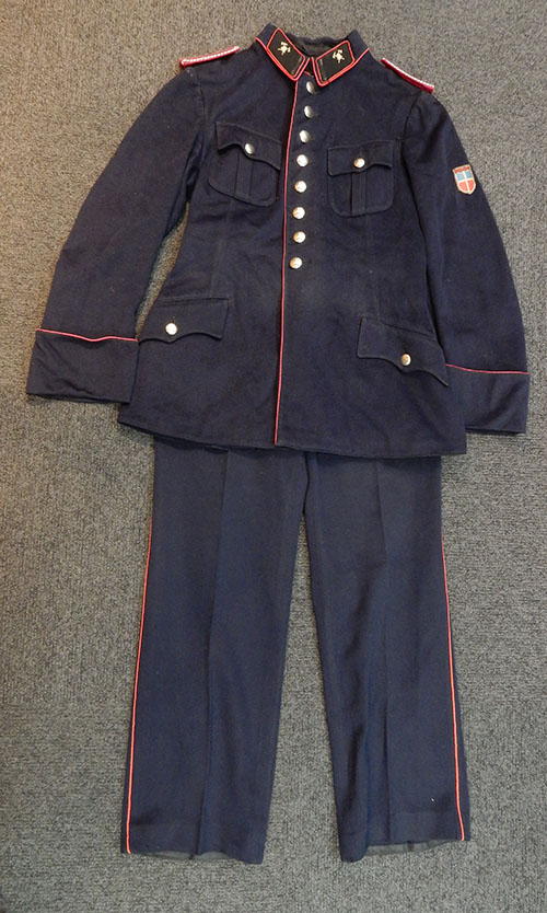 なかなかハイカラなドイツ消防官制服上下 | Chicago Blog