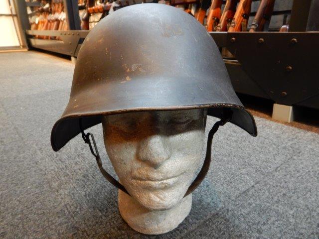 永世中立なスイス軍 M18ヘルメット | Chicago Blog