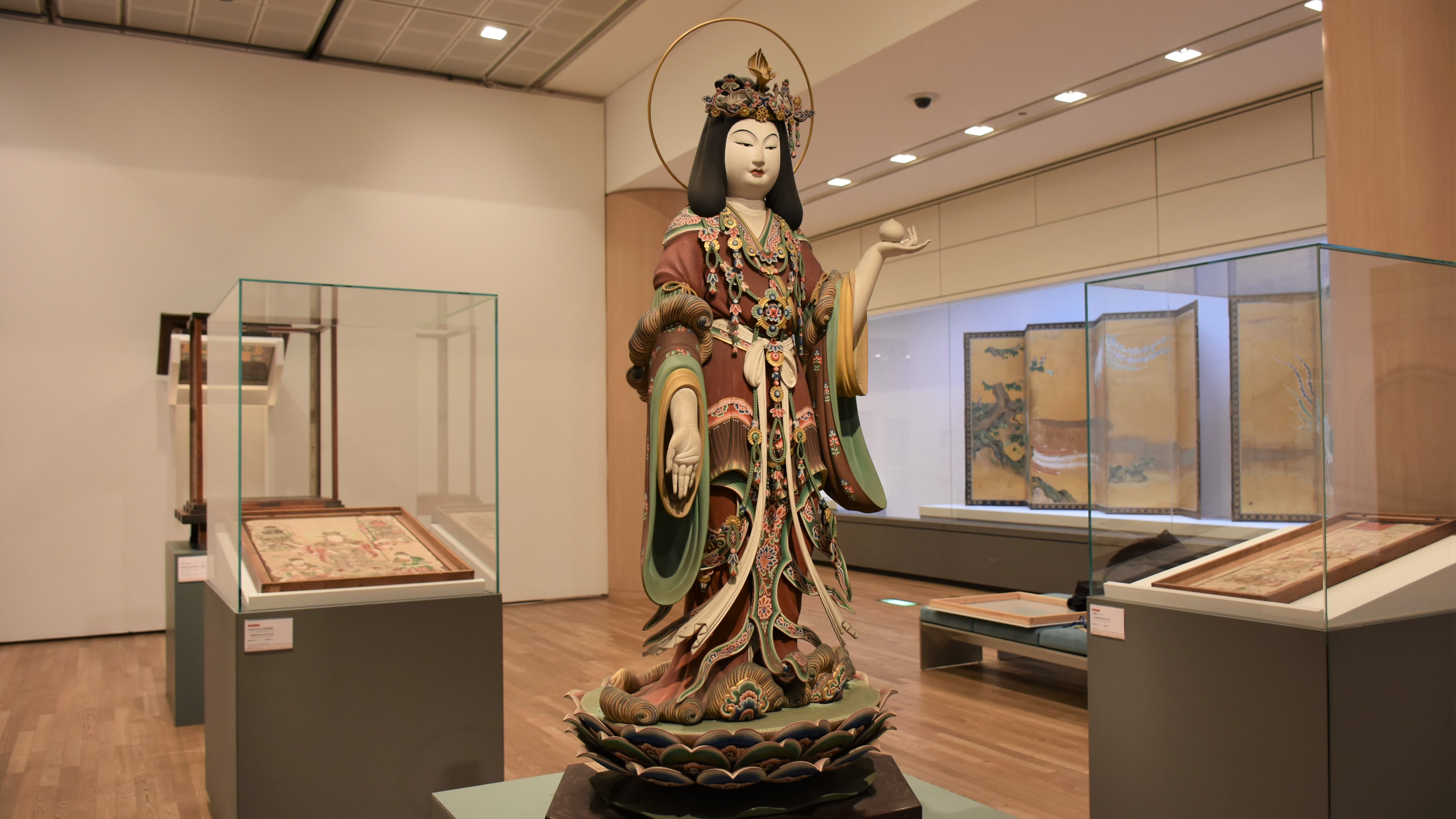 日本一の美人」を納めた厨子の中へ！ 重文《浄瑠璃寺吉祥天厨子絵》の
