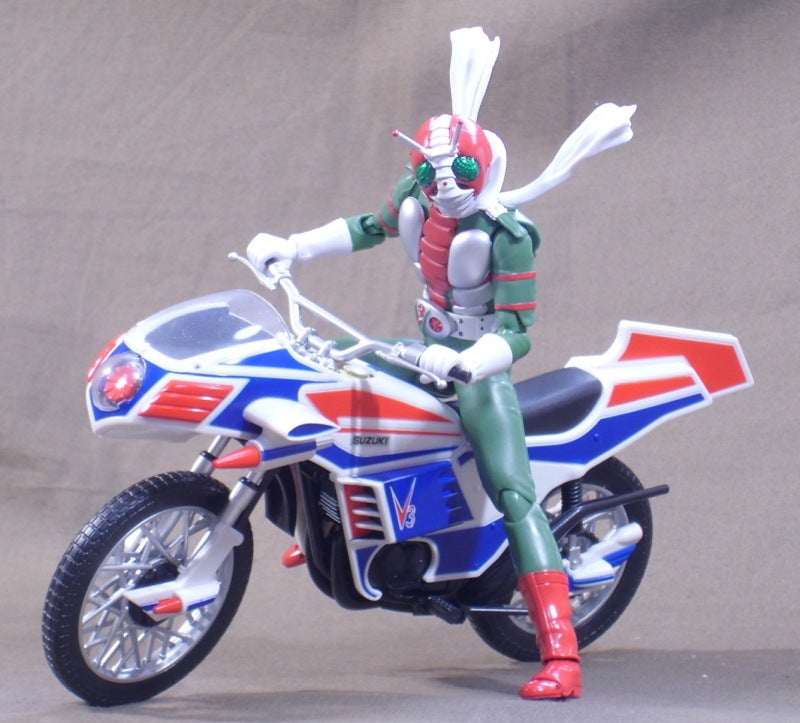 S.H.Figuarts 仮面ライダーV3／ハリケーン | といず・くろすおーばー！