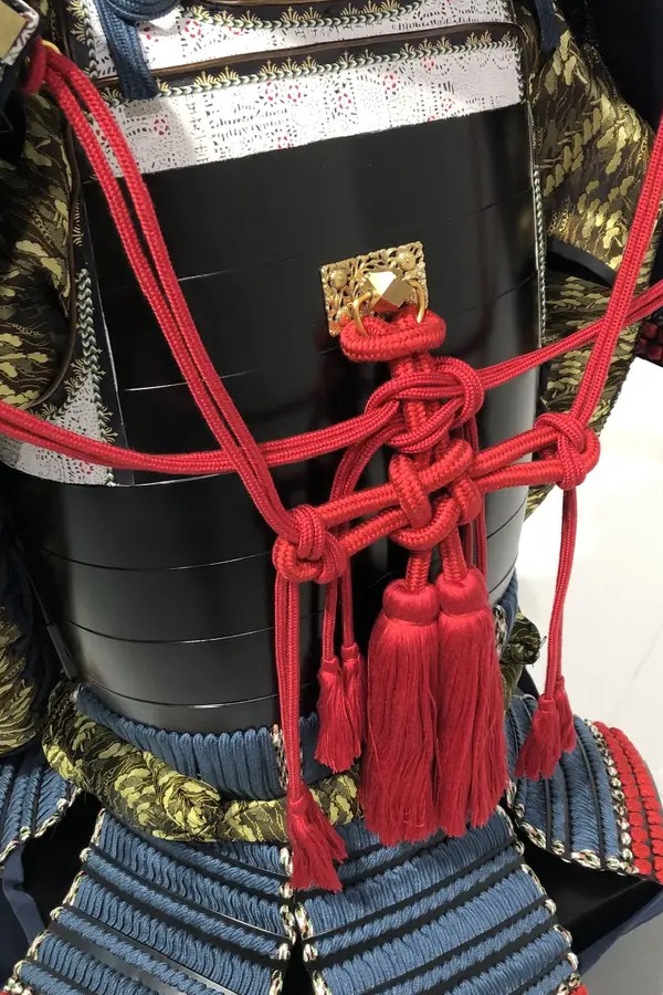 鎧兜甲冑】紺糸威大袖黒二枚胴具足 | 甲冑工房 武寿