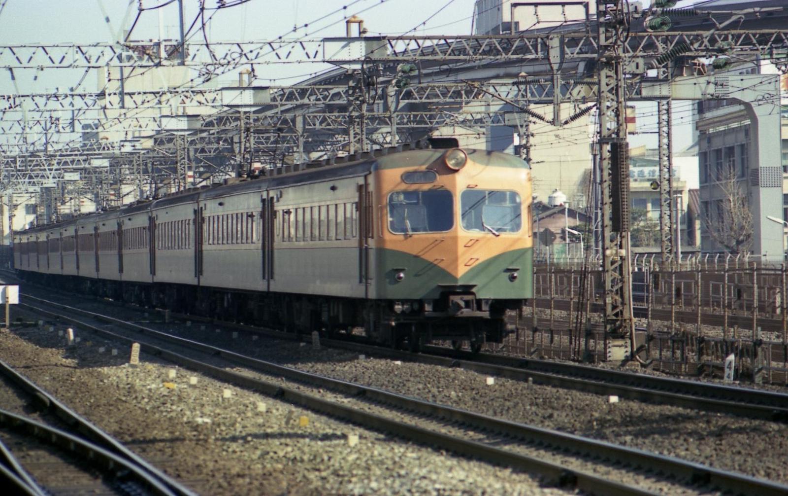 ブルートレイン 1977/1/3: 懐かしい駅の風景～線路配線図とともに