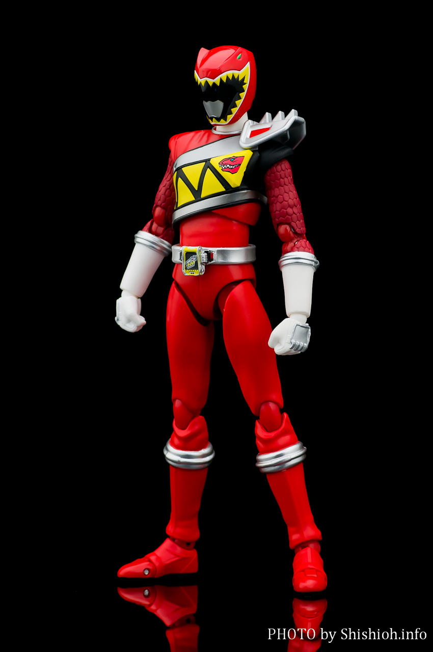 レビュー】 バンダイ S.H.Figuarts キョウリュウレッド [獣電戦隊