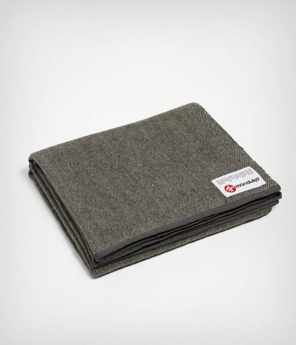 マンドゥカ リサイクルウールヨガブランケット／ Manduka RECYCLED
