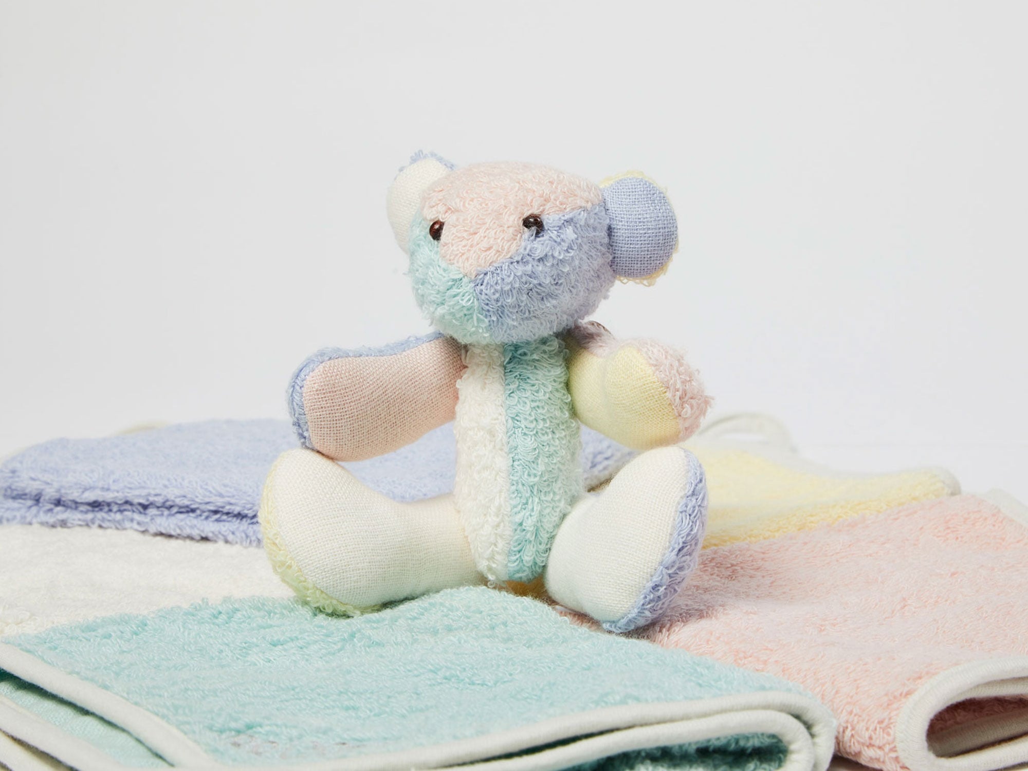 Fais moi calin！ un nounours（テディベア ヌヌース） – 育てるタオル