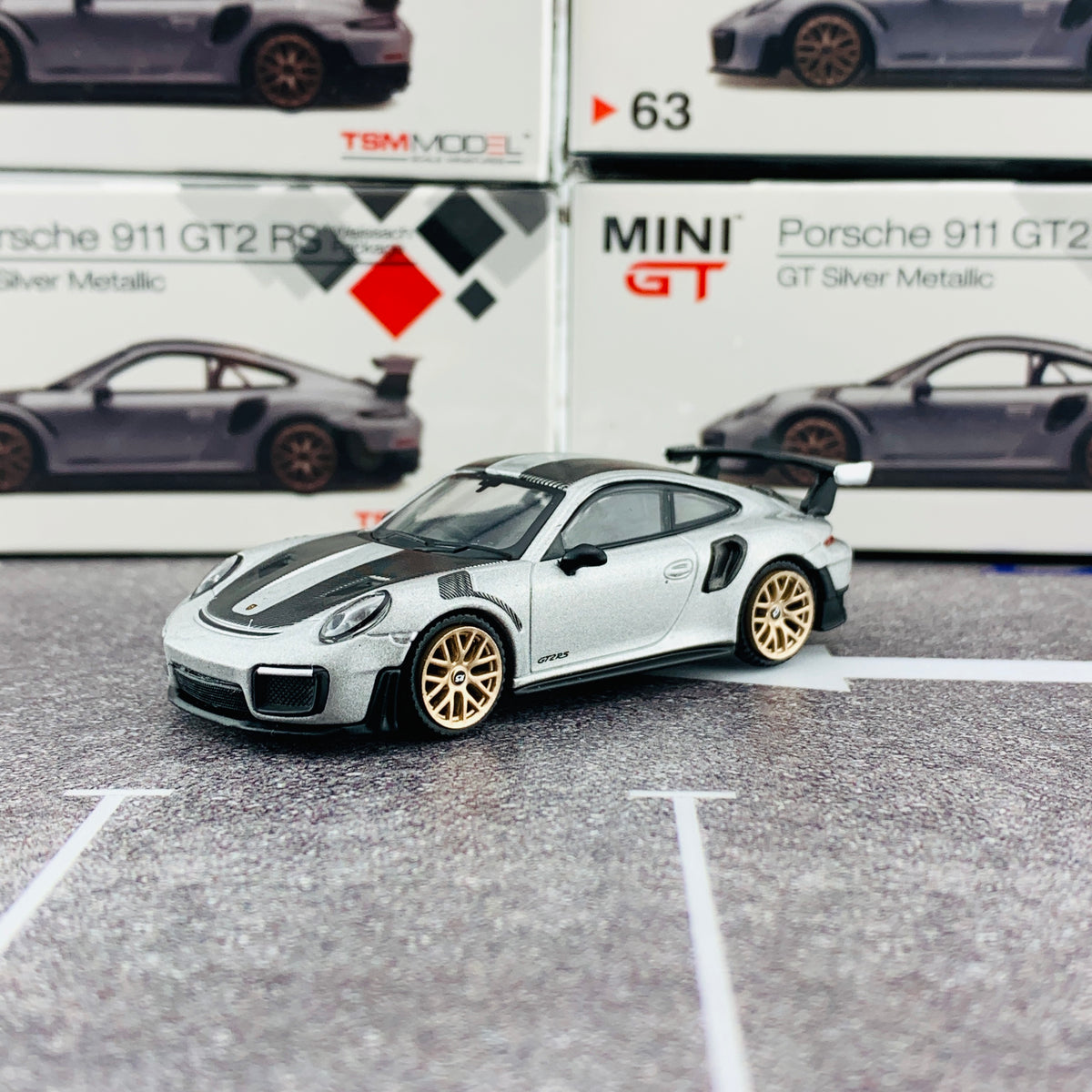 MINI GT 1/64 Porsche 911 Turbo GT2 RS GT Weissach Package Silver