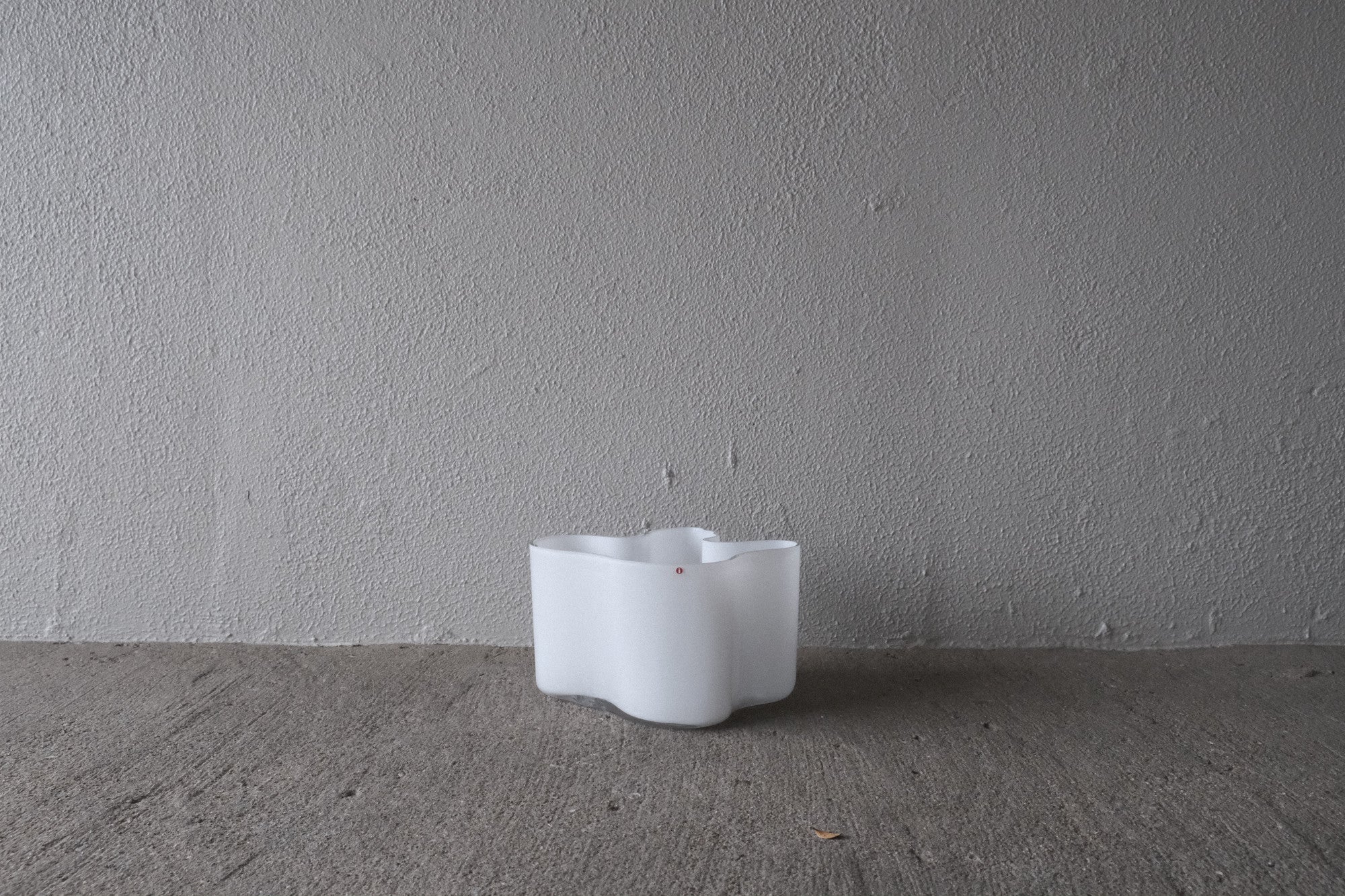 アルヴァ・アアルト ベース 267mm｜ホワイト｜木枠成形モデル