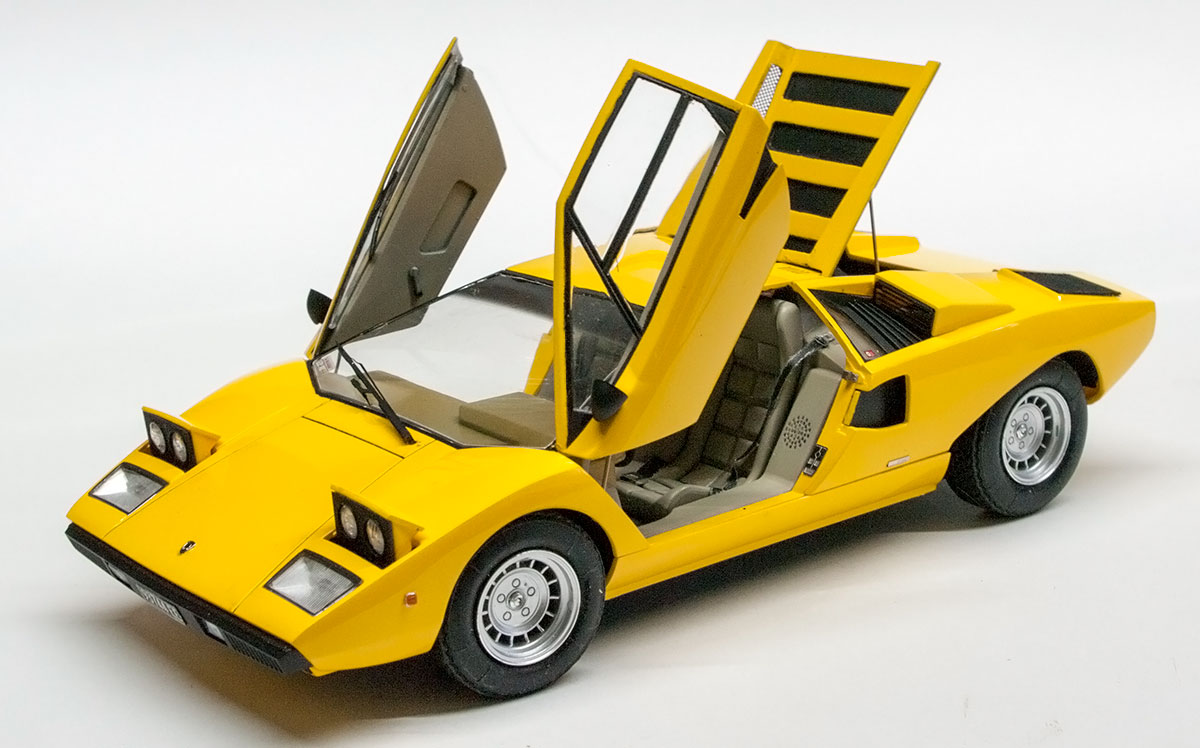 プラモ日記 » ランボルギーニ・カウンタックLP400 その10 完成!!