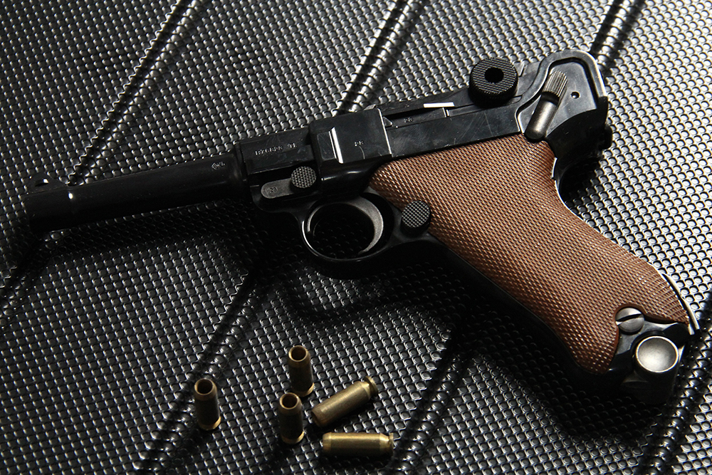 MGC ルガー P-08 BLK 発火式モデルガン