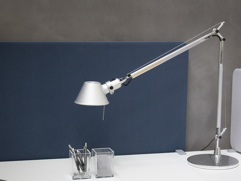 Tolomeo LED | トロメオLEDデスクランプ by Michele De Lucchi