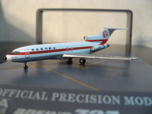 Boeing 727-100