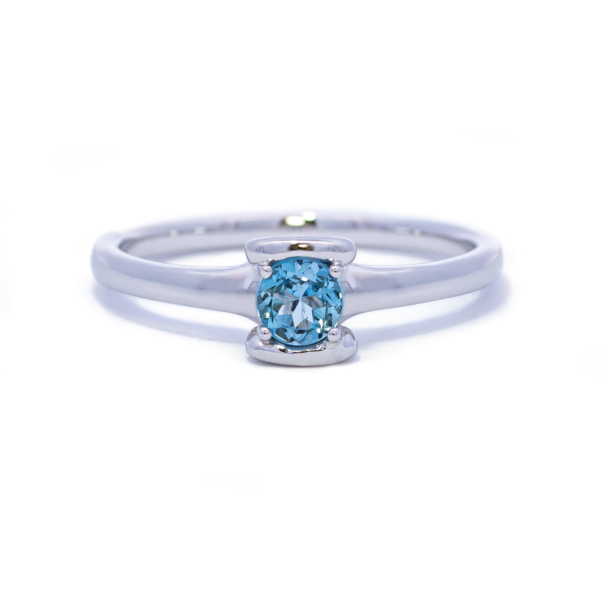 K18WGアクアマリンリング 5093-AQW – iwaiwa jewellery