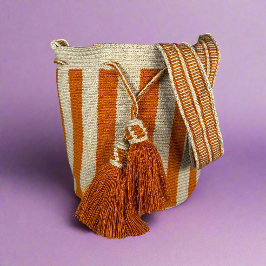 Wayuu shoulder bag Ivory and gold stripes – Laka Chaka