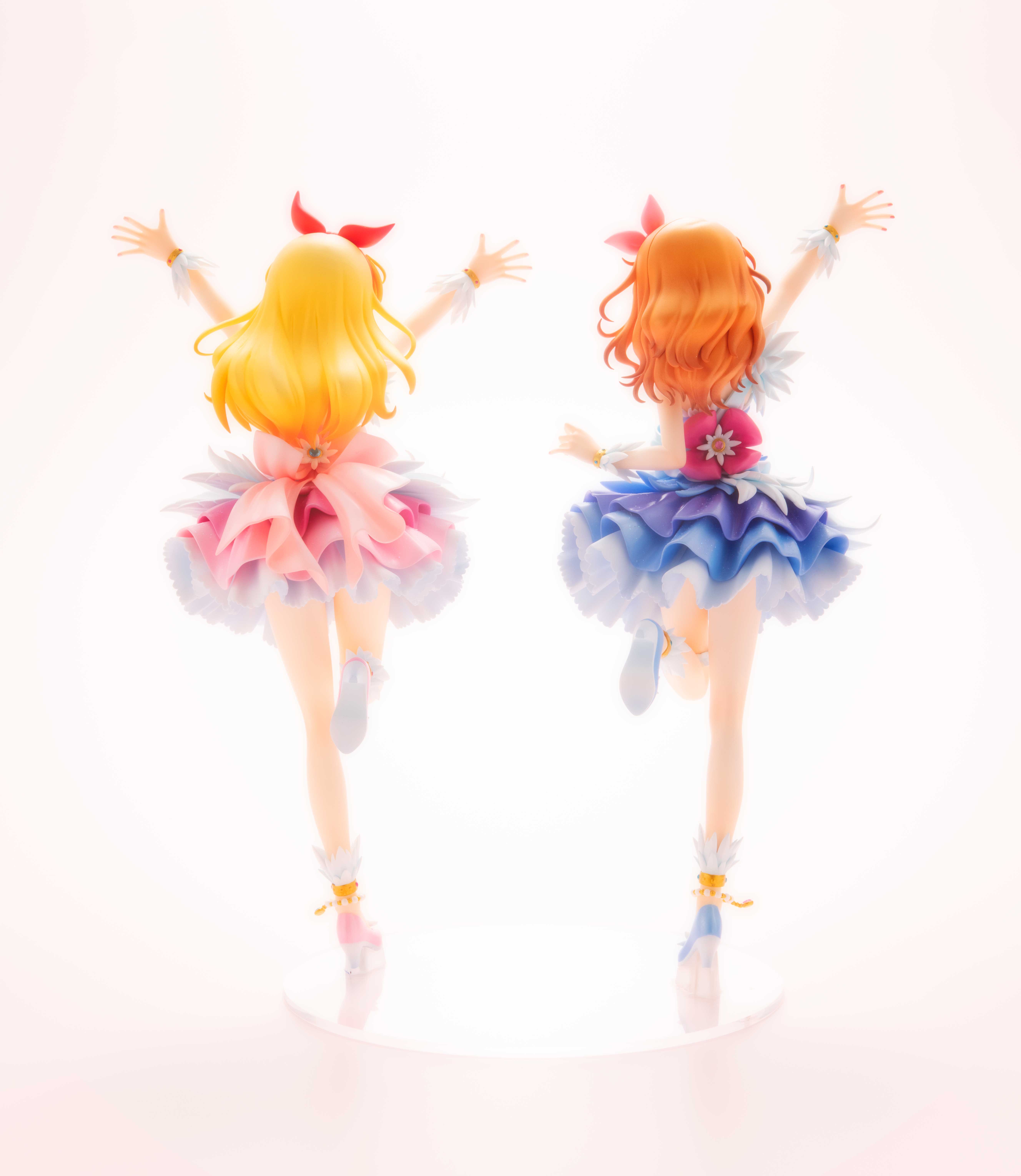 明日より予約開始】Lucrea 星宮いちご&大空あかり コスモス Ver