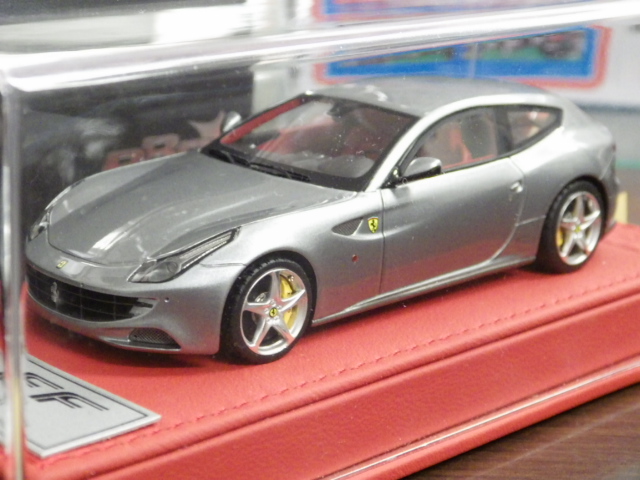 MRコレクション 1/43 フェラーリ FF 2011 Gray ミニカー