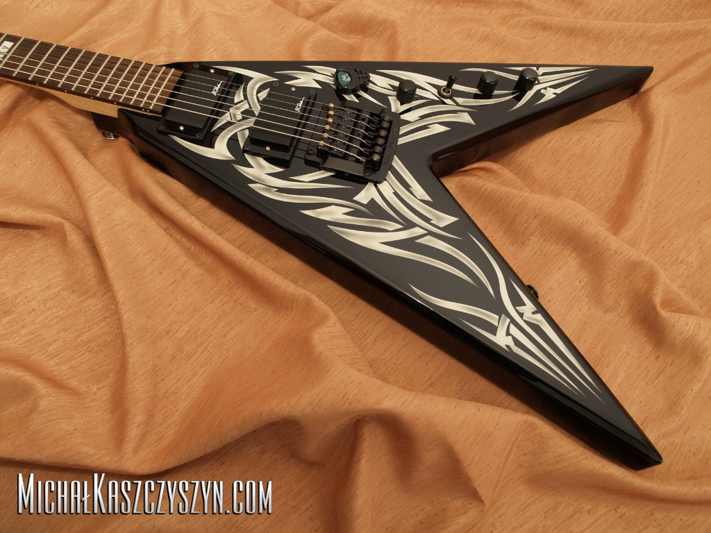MichałKaszczyszyn.com » B.C. Rich Kerry King V (KKV) review