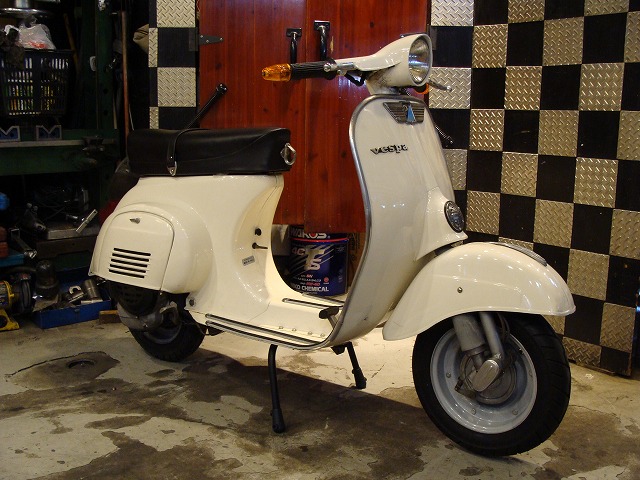 50s〜60s☆TEKNO ☆VESPA ☆ベスパ☆ヴィンテージ☆アンティーク さらに20年、こいつに乗ると決めました。｜Restored 1997 Vespa 50s