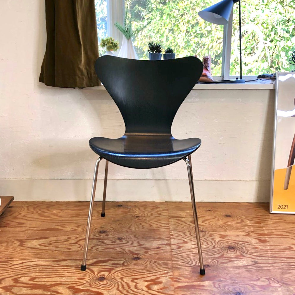 フリッツ・ハンセン / FRITZ HANSEN セブンチェア ブラック アルネ