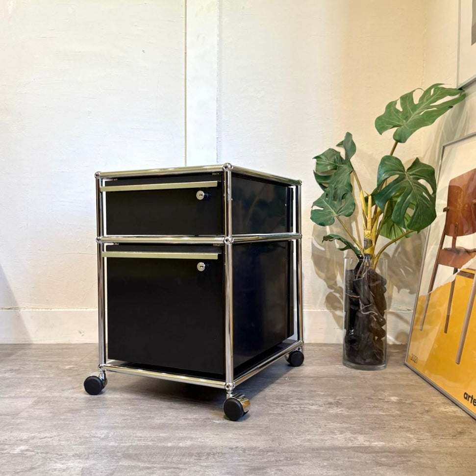 USMハラー / USM Haller ワゴン鍵付きトレイセット 2段 ブラック 中古