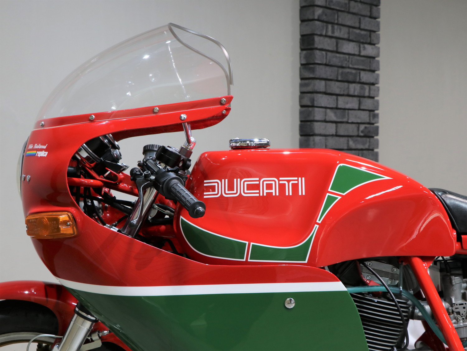 DUCATI 900 Mike Hailwood Replica | 株式会社オートプレステージ