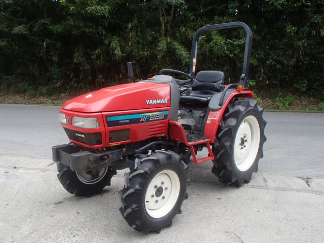 ヤンマー 中古トラクター AF226 新品ウッドチッパーMKW-100付｜ウッド