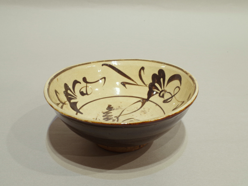 風招 - 磁州窯 茶碗 | 古美術品専門サイト fufufufu.com