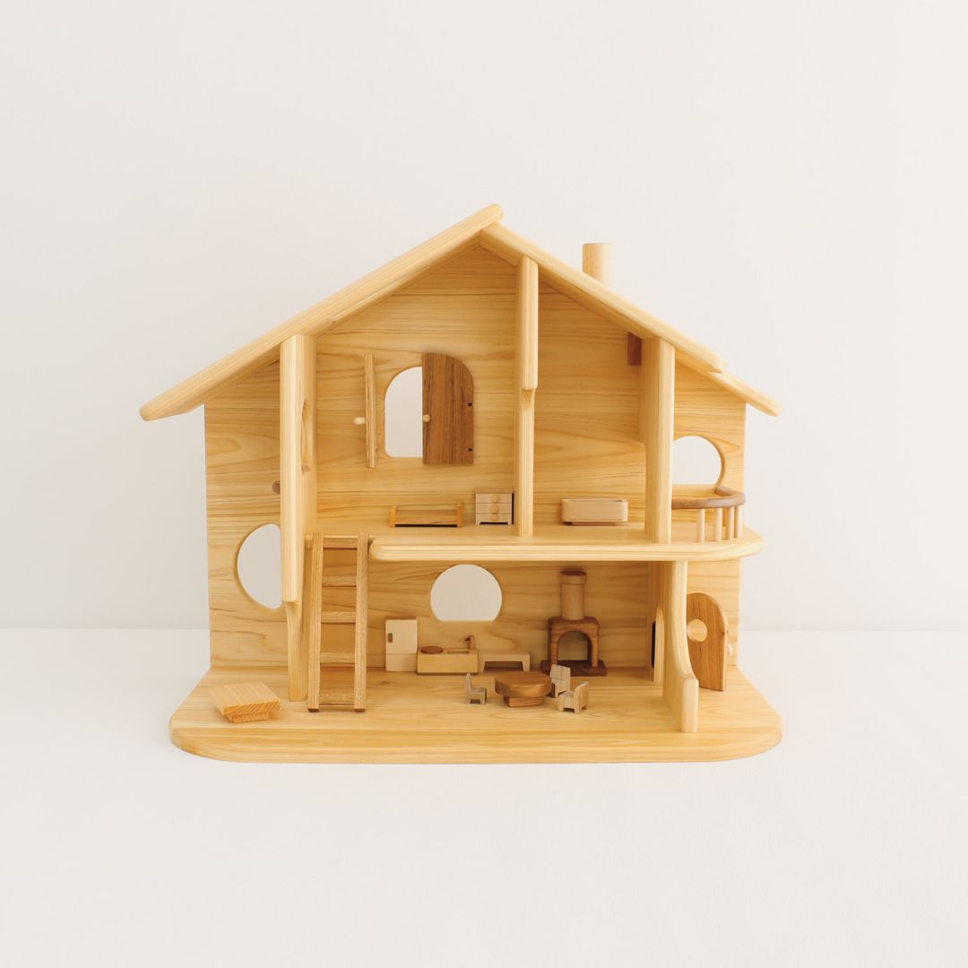 木製ドールハウス｜国産無垢材×職人仕上げの家具付きおもちゃ