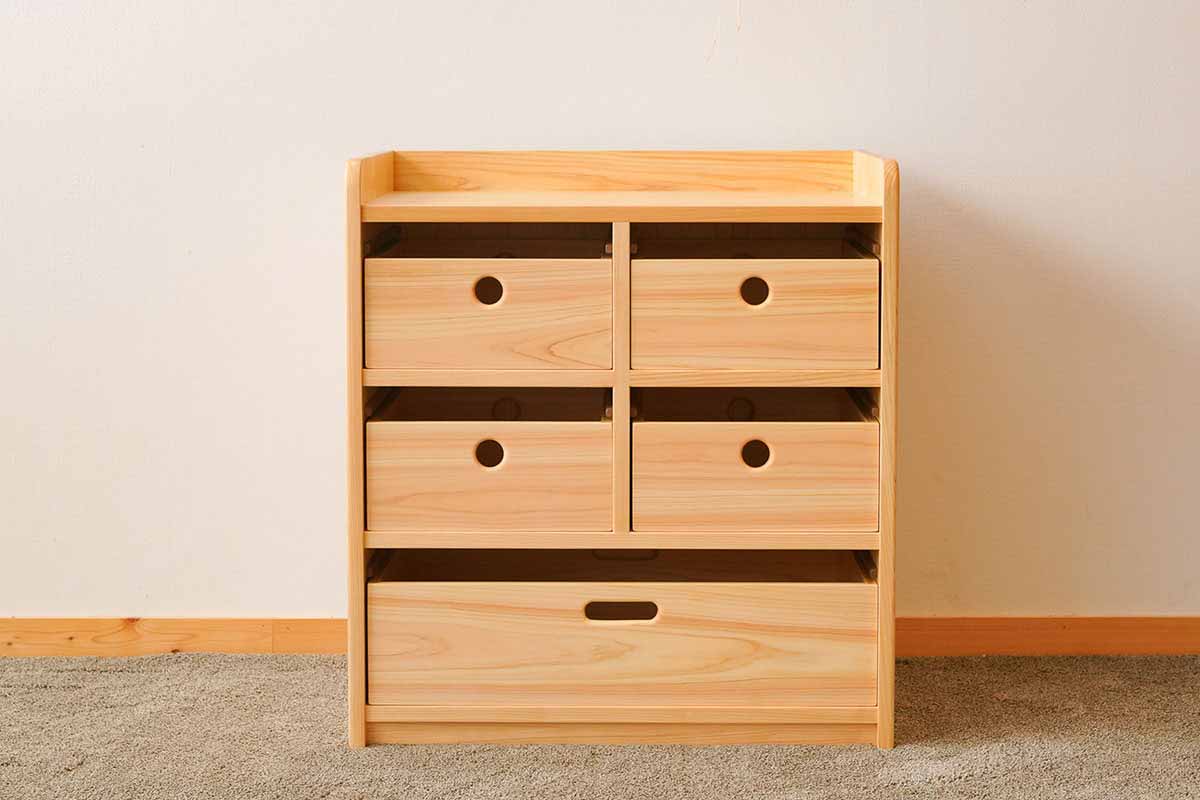 便利な衣類収納。1歳半頃からの子どもチェスト【いろは家具のは