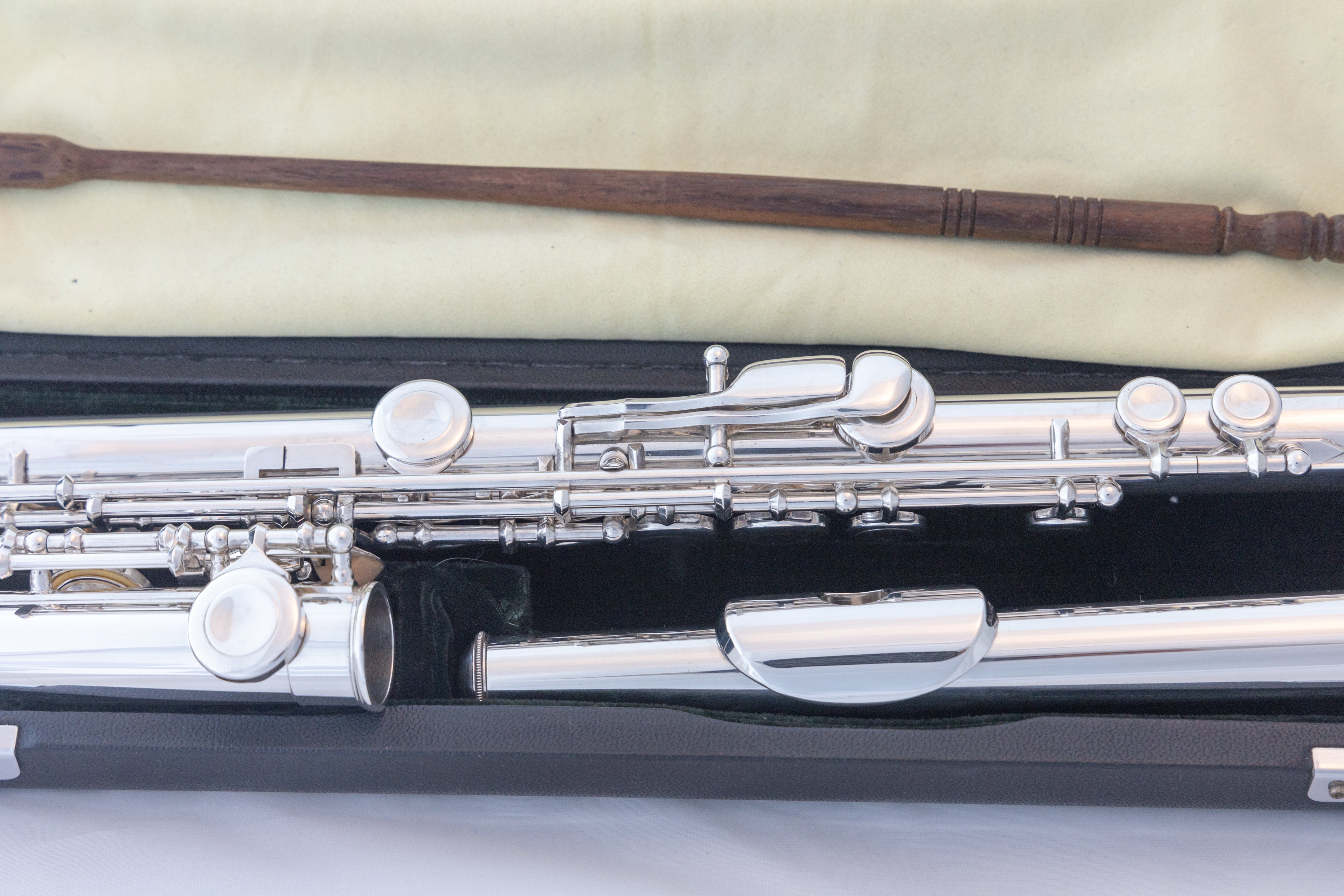 Pearl PF-521 Silver-plated Flute *Silver Lip-plate *Split-E *Made