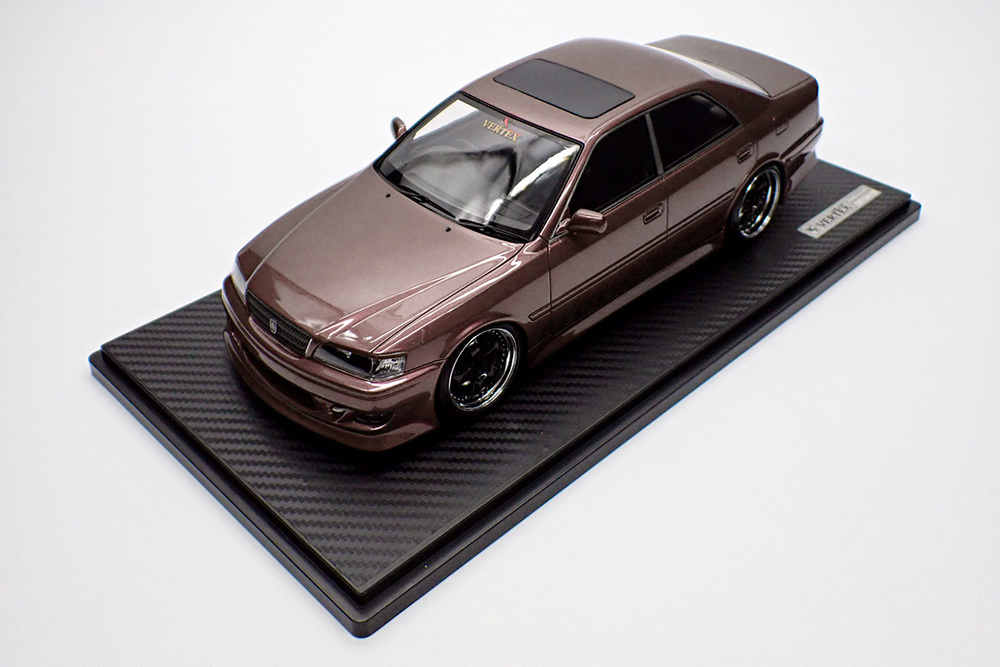 イグニッションモデル 1／18スケール VERTEX 100CHASER