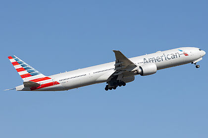 American Airlines Boeing 777-300ER | Latest Photos | Planespotters