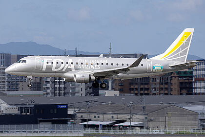 JA10FJ FDA - Fuji Dream Airlines Embraer ERJ-175 | Planespotters.net