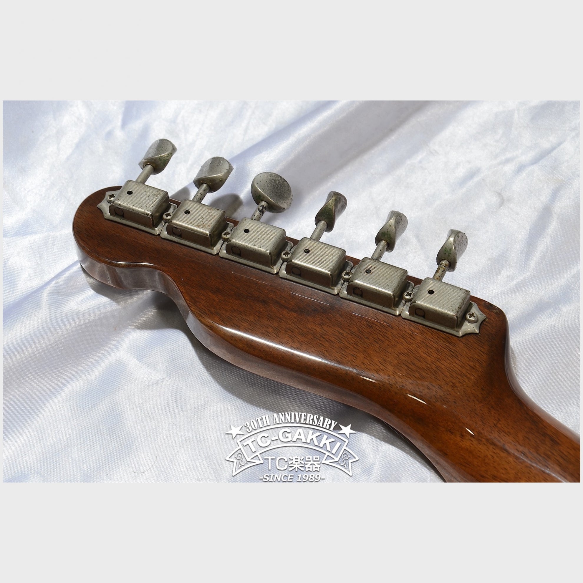 Fender Japan: TL69 