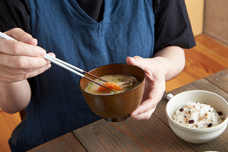 日本製 山中塗 レンジ京型 欅(けやき)杢目丼 – マルラボ
