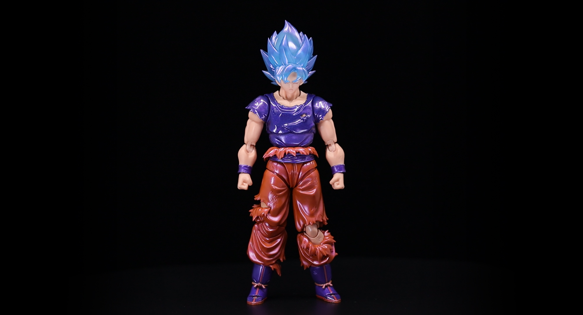 S.H.Figuarts スーパーサイヤ人ゴッドスーパーサイヤ人孫悟空 界王拳